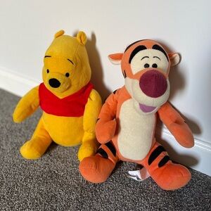 Disney Plush Set - Pooh and Tigger
